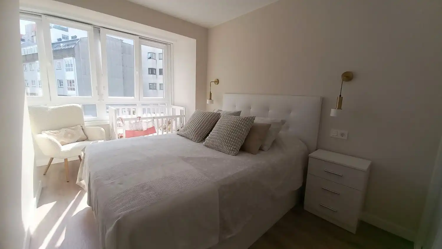Habitación de Piso en venta en A Coruña Capital  con Calefacción