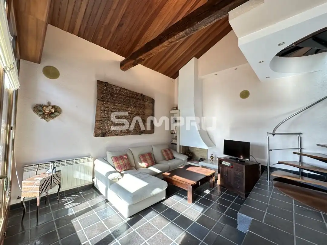 Wohnzimmer von Wohnung zum Verkauf in Legutio mit Heizung, Privatgarten und Terrasse
