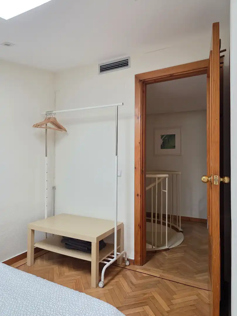 Bedroom of Duplexes for sale in Madrid  with Air Conditioner, Heating and Parquet flooring