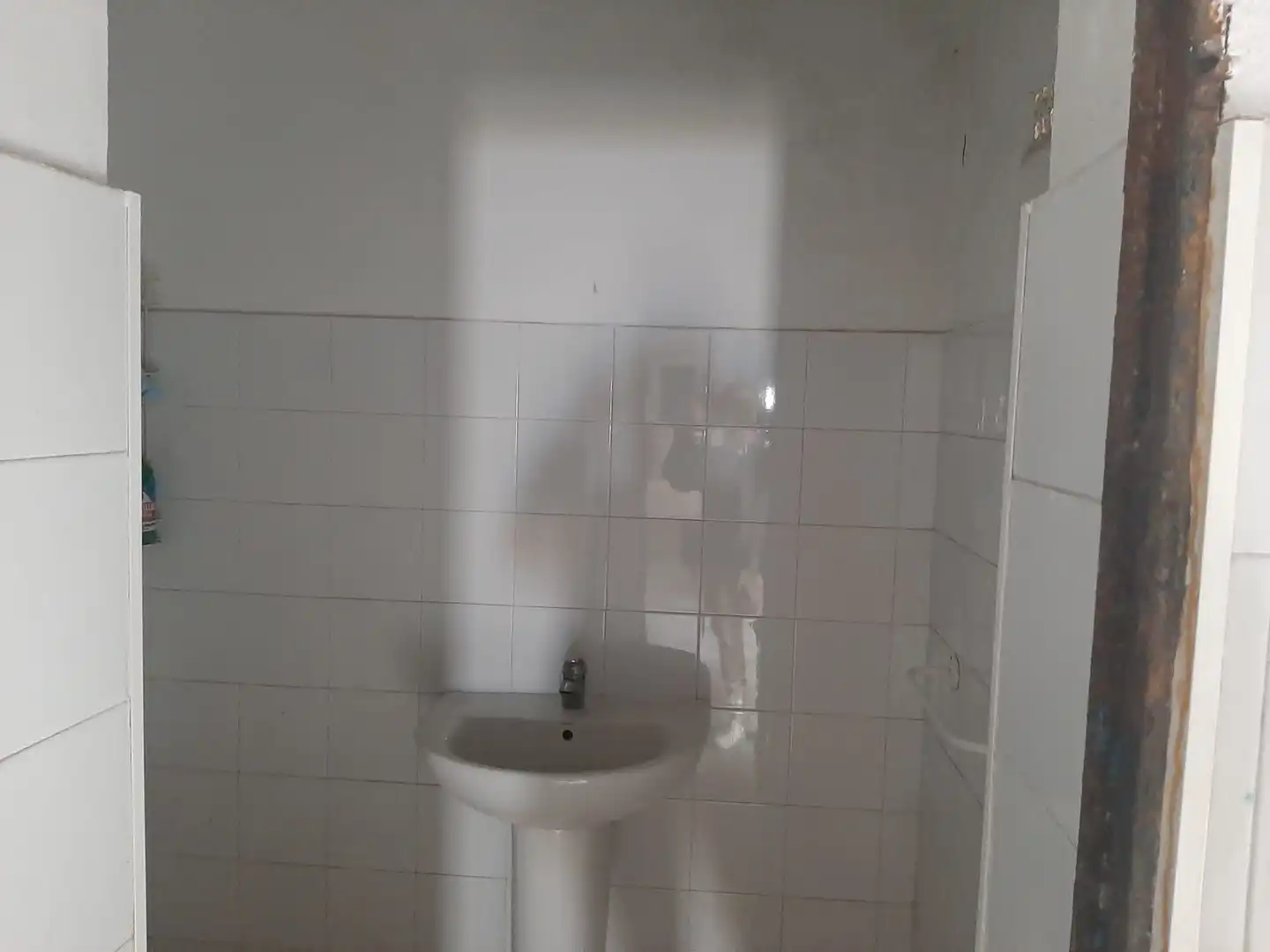 Baño de Nave industrial en venta en Villaverde del Río