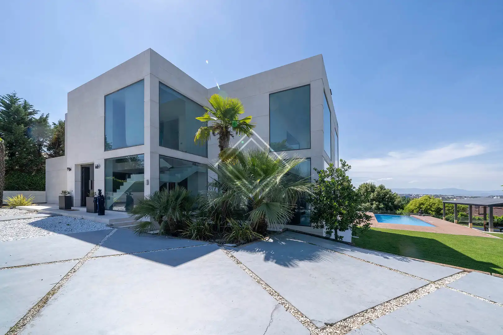 Villa con piscina in vendita a Urbanización La Moraleja