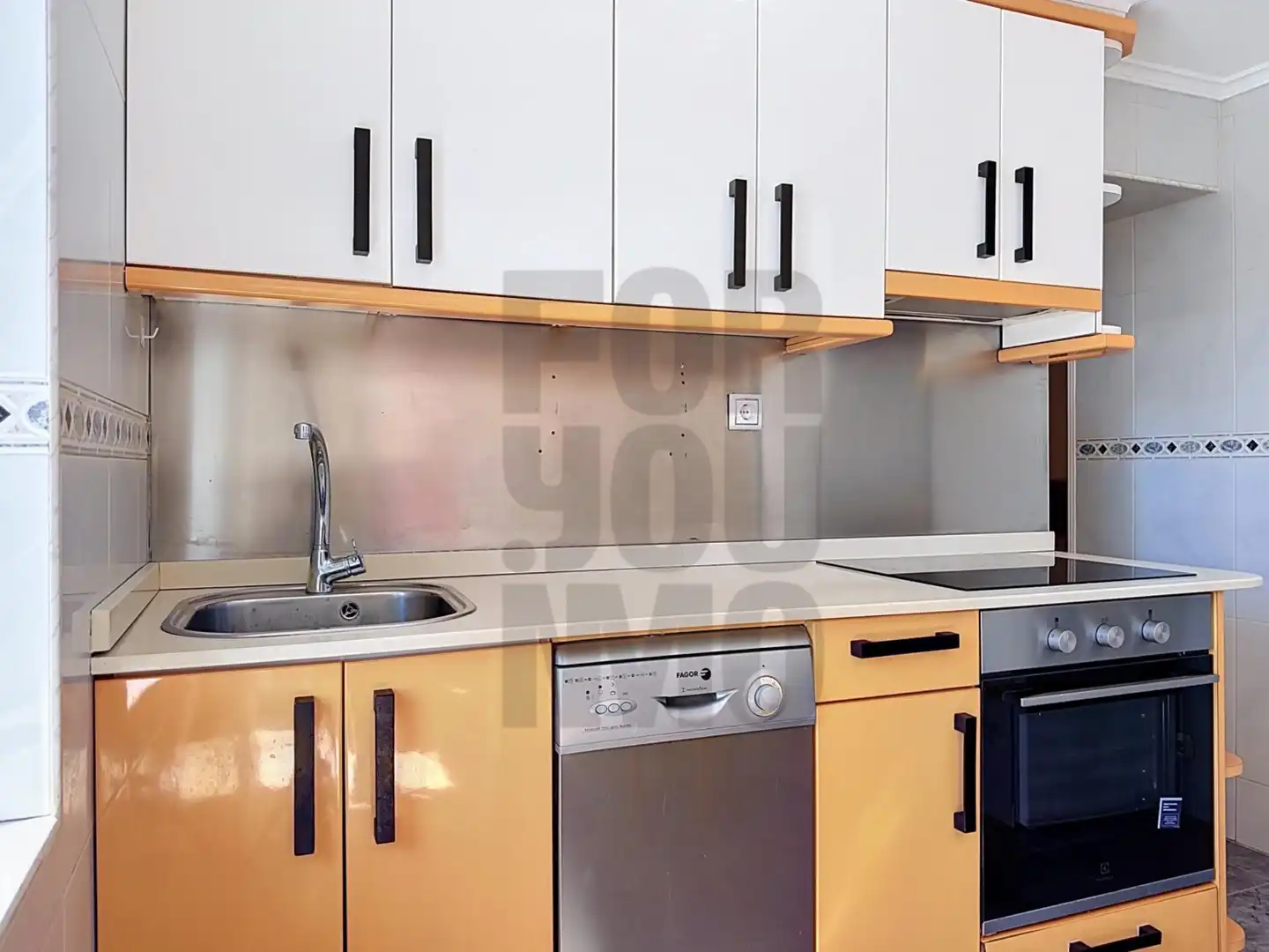 Cocina de Piso en venta en Hondarribia con Calefacción y Terraza