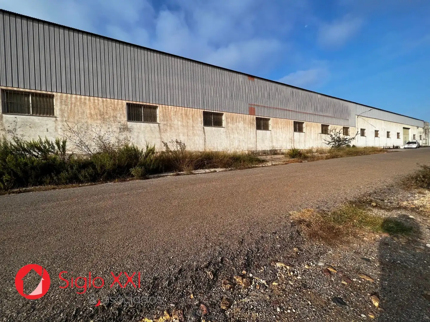 Vista exterior de Nau industrial en venda en Alcalà de Xivert