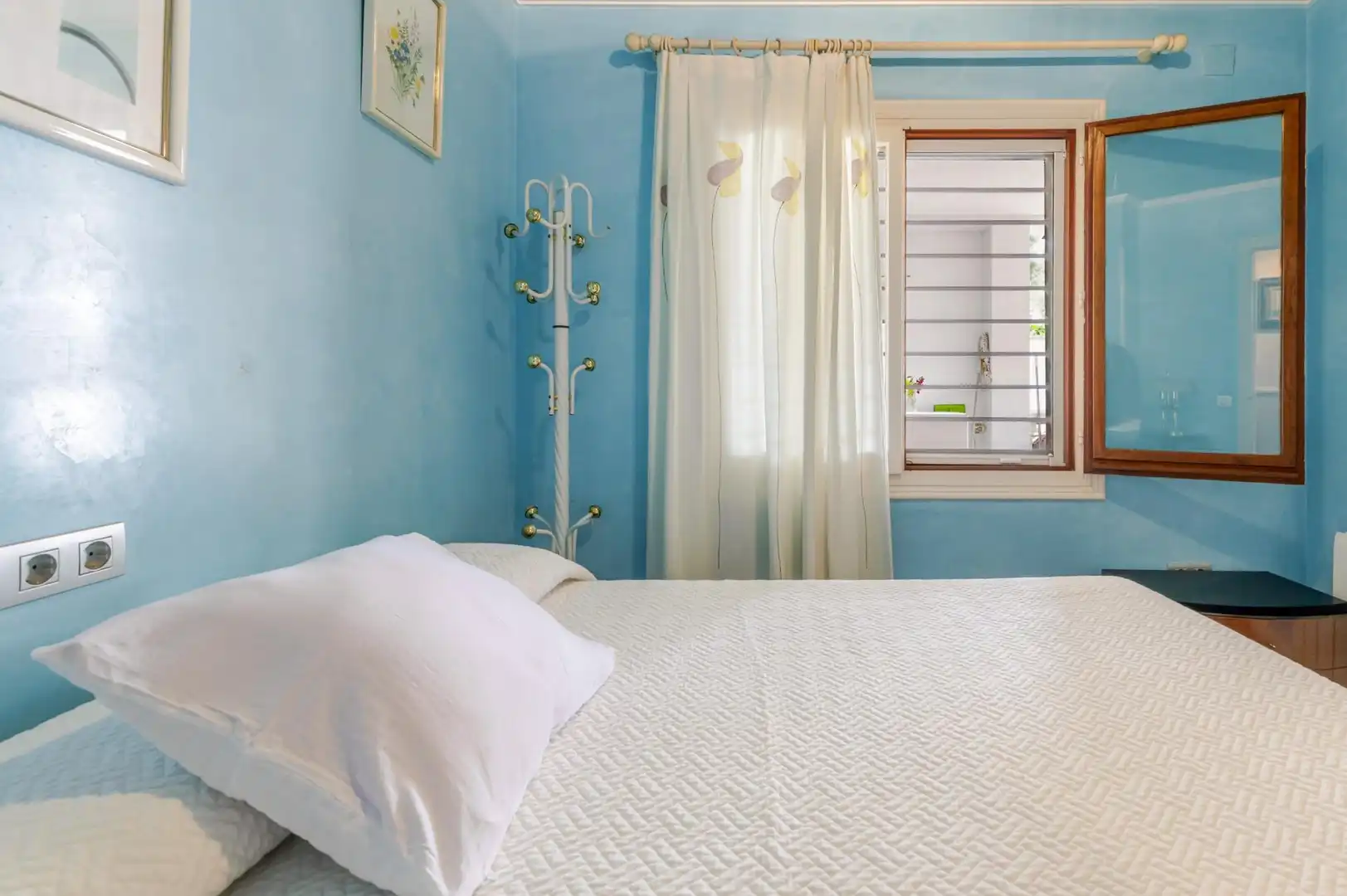 Bedroom of Houses for sale in L'Eliana  with Air Conditioner, Heating and Private garden