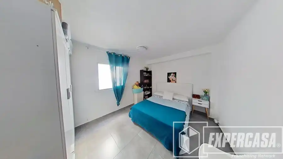 Bedroom of Flat for sale in Burjassot