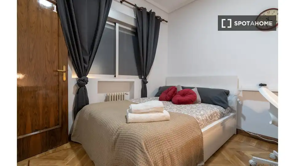 Room in Madrid, Madrid