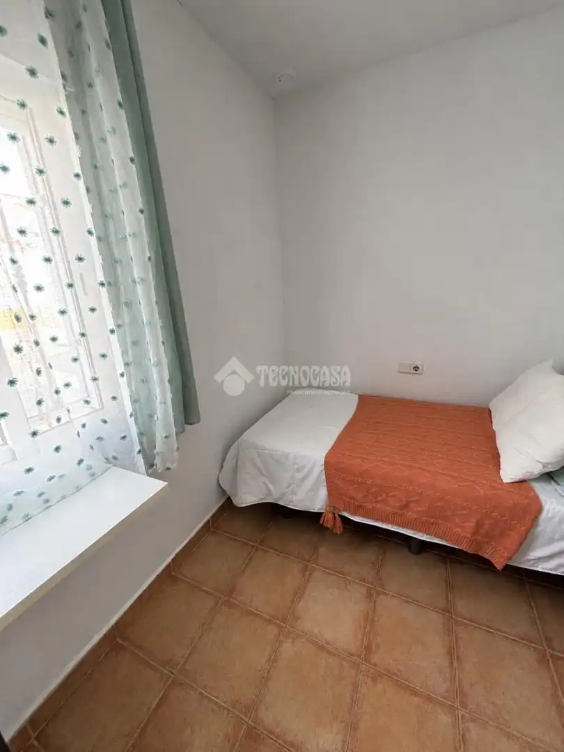 Habitación de Casa adosada en venta en Ayamonte con Aire acondicionado y Terraza