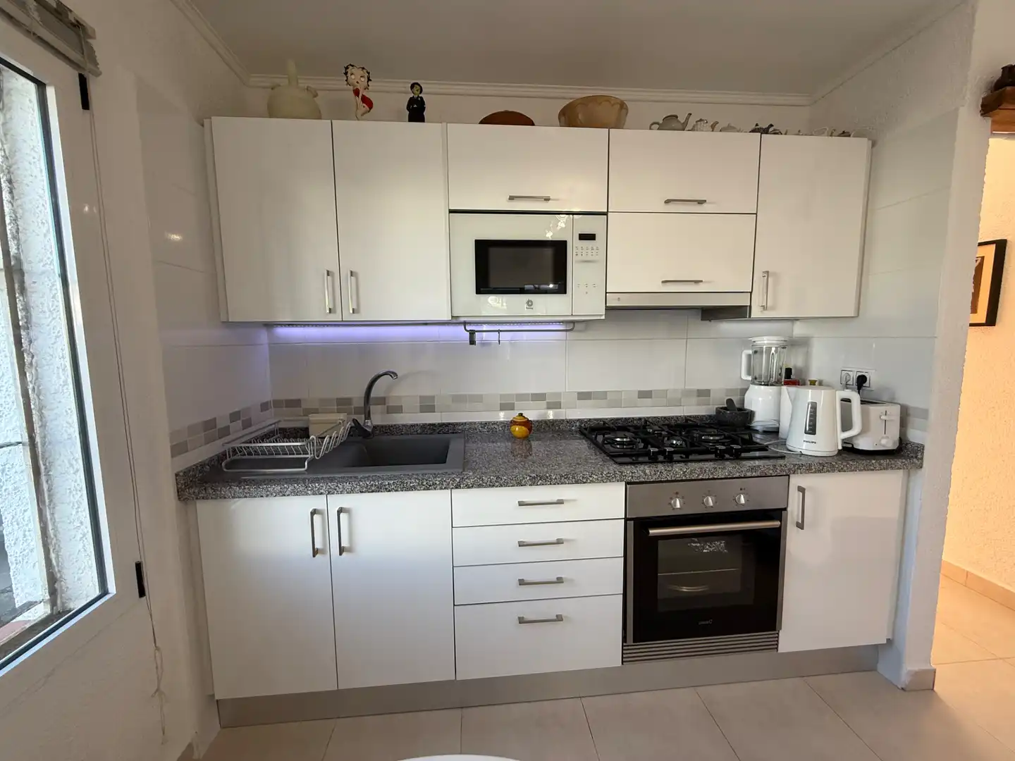 Cocina de Planta baja en venta en Dénia con Aire acondicionado, Calefacción y Jardín privado