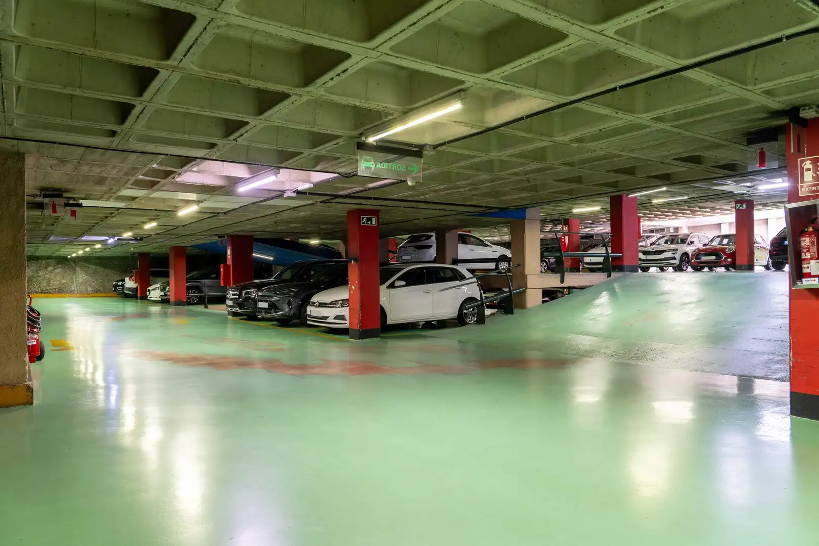 Parkplatz von Garage zur Miete in Barcelona