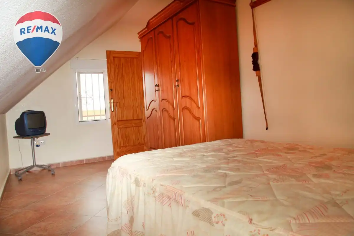 Dormitori de Casa adosada en venda en Cartagena amb Calefacció, Terrassa i Balcó