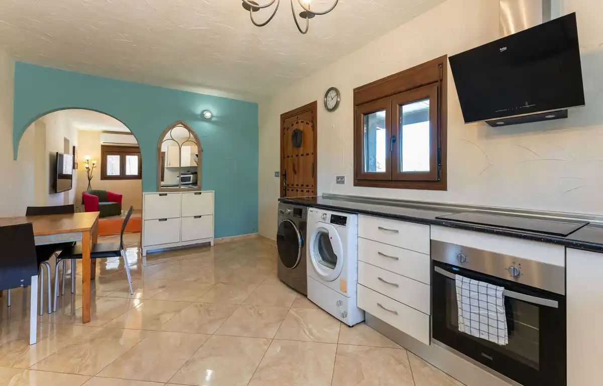 Chalet con piscina en venta en Calle Málaga, imagen 8