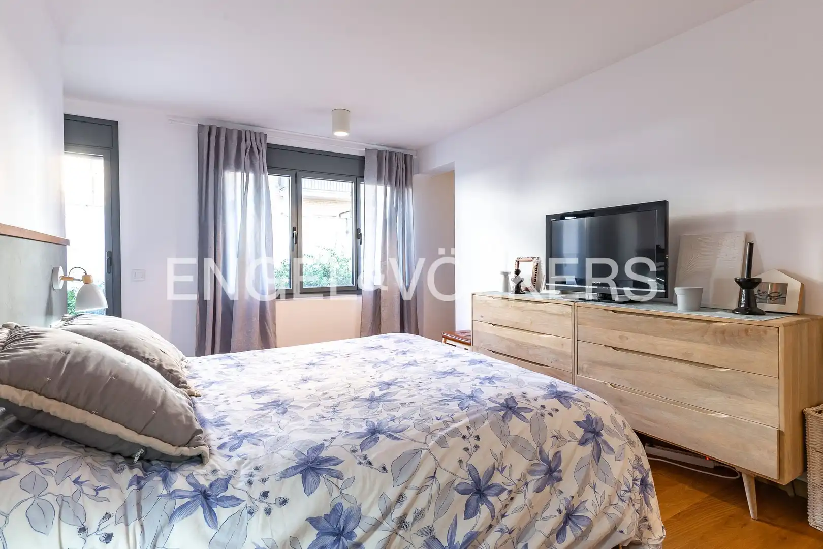 Schlafzimmer von Wohnungen zum Verkauf in Badalona mit Klimaanlage, Heizung und Terrasse