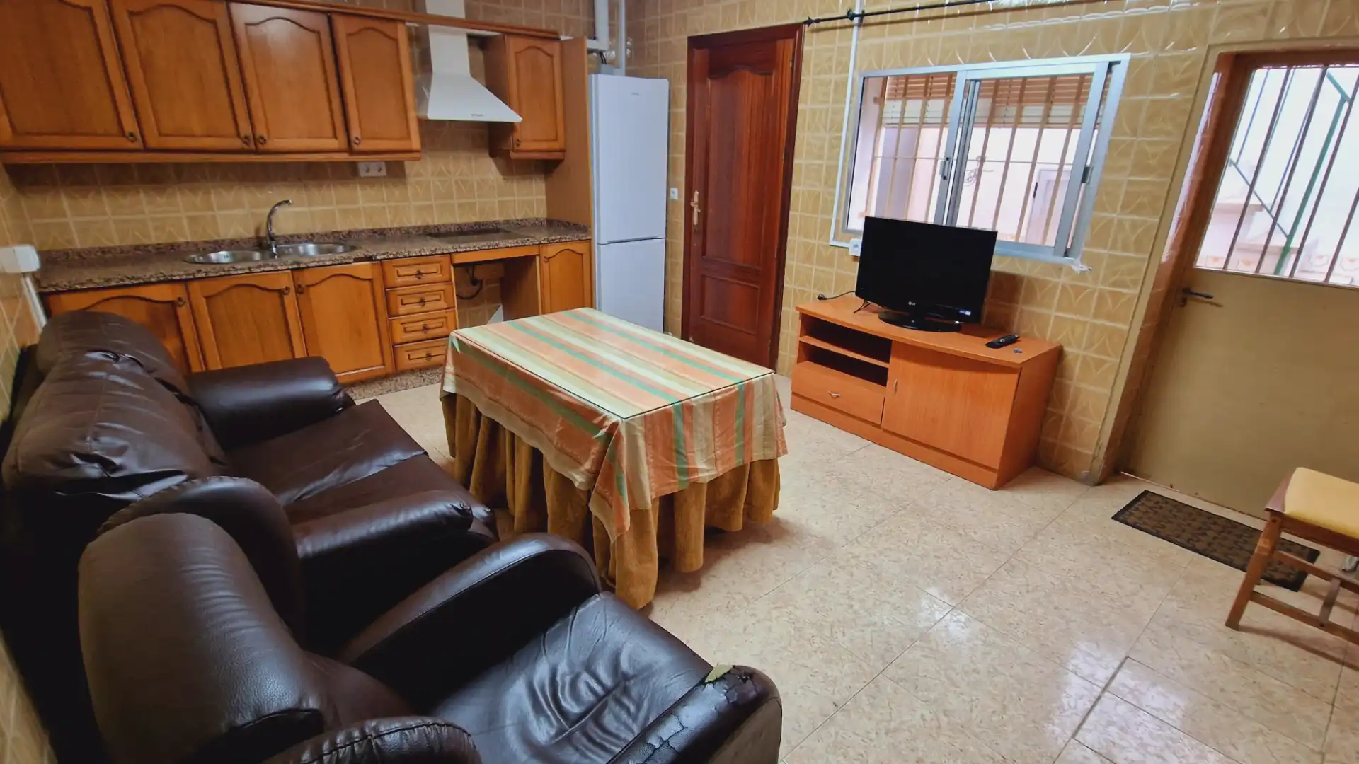 Cuina de Casa o xalet de lloguer en Córdoba amb Aire condicionat