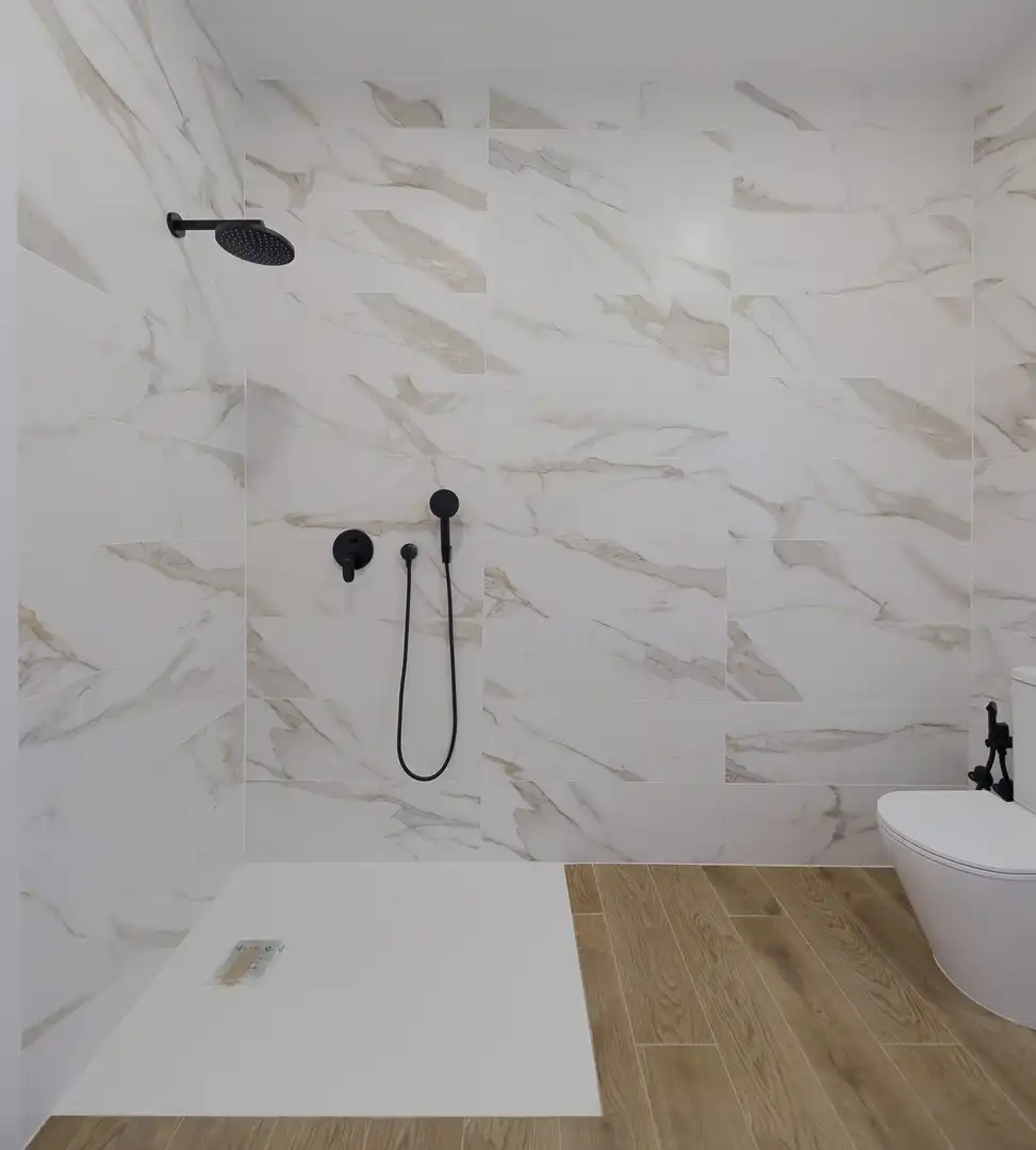 Baño de Piso en venta en Gijón  con Calefacción