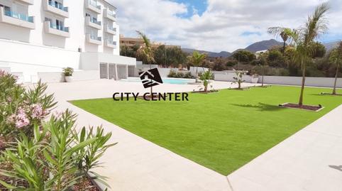 Foto 2 de Piso en venta en Calle la Trujilla, Cabo Blanco, Arona