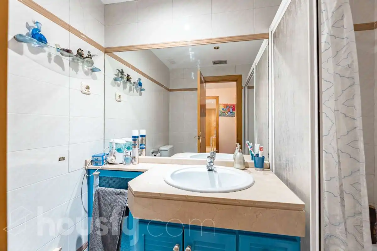 Baño de Piso en venta en Barcelona con Aire acondicionado, Calefacción y Amueblado