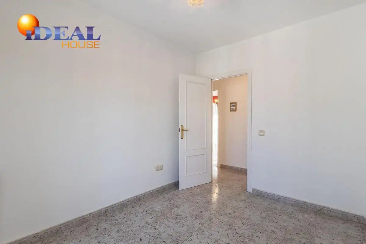 Flat for sale in Los Villares  with Furnished and Balcony