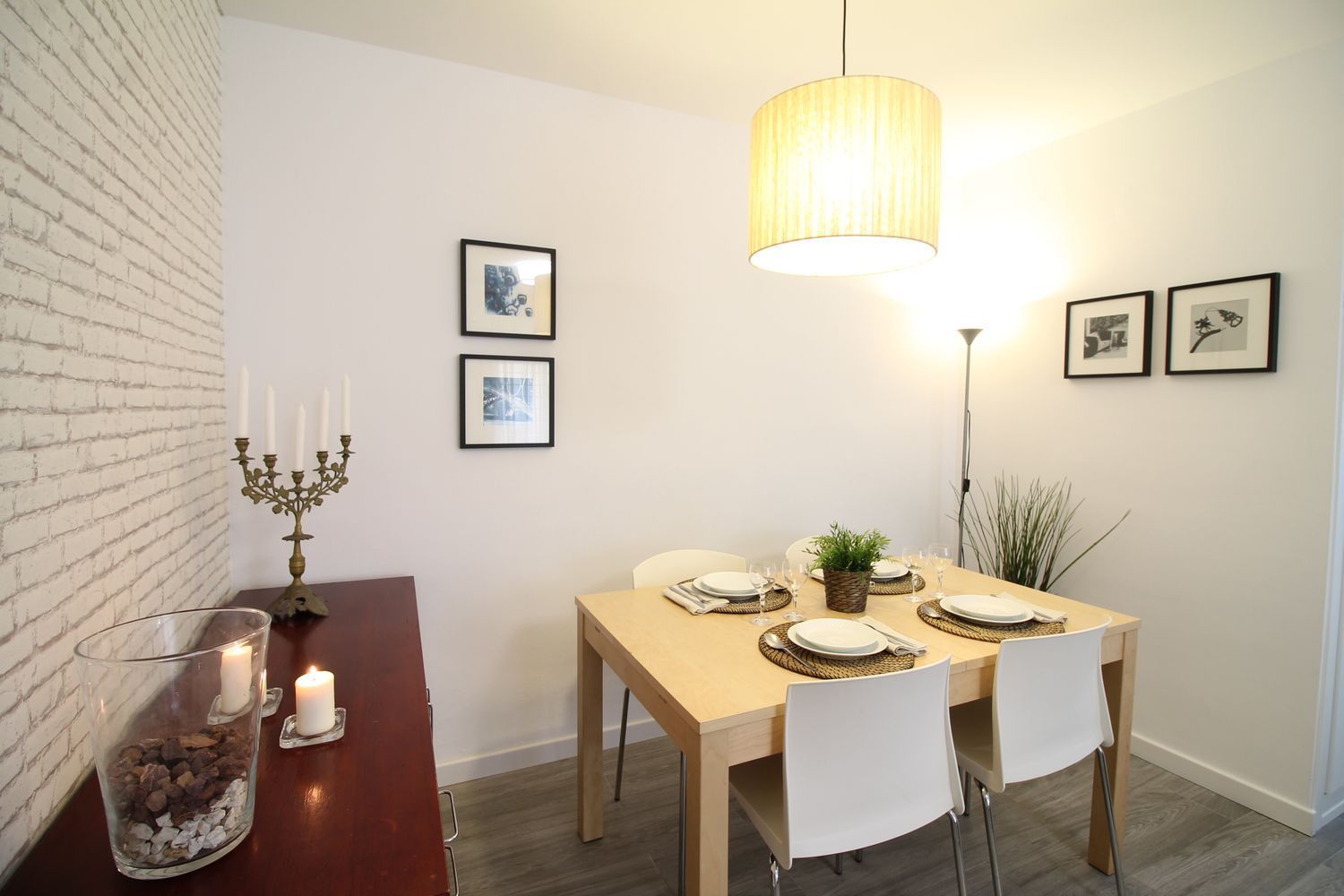 Menjador de Pis de lloguer en  Sevilla Capital amb Aire condicionat