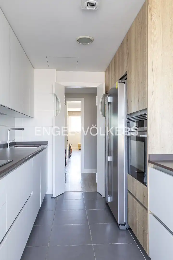 Kitchen of Duplexes for sale in Madrid  with Air Conditioner, Heating and Private garden
