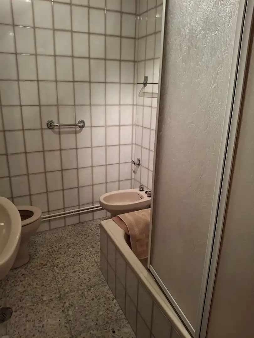 Bathroom of Houses for sale in Ourense Capital   with Air Conditioner, Heating and Private garden