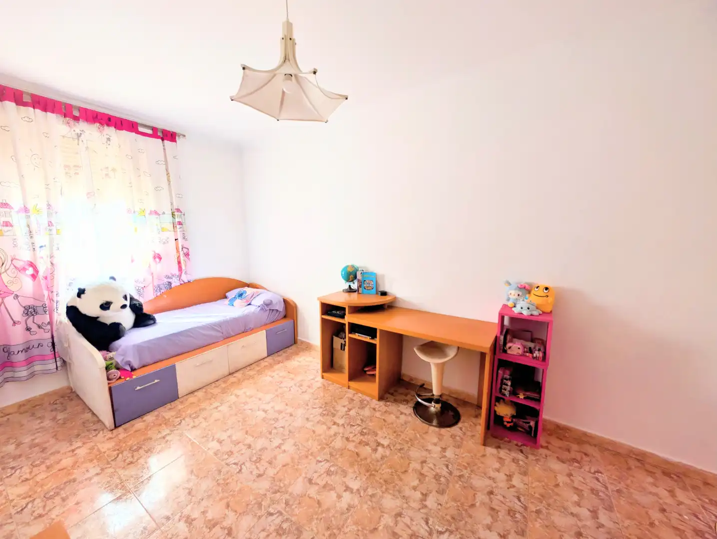 Habitación de Casa adosada en venta en Cartagena