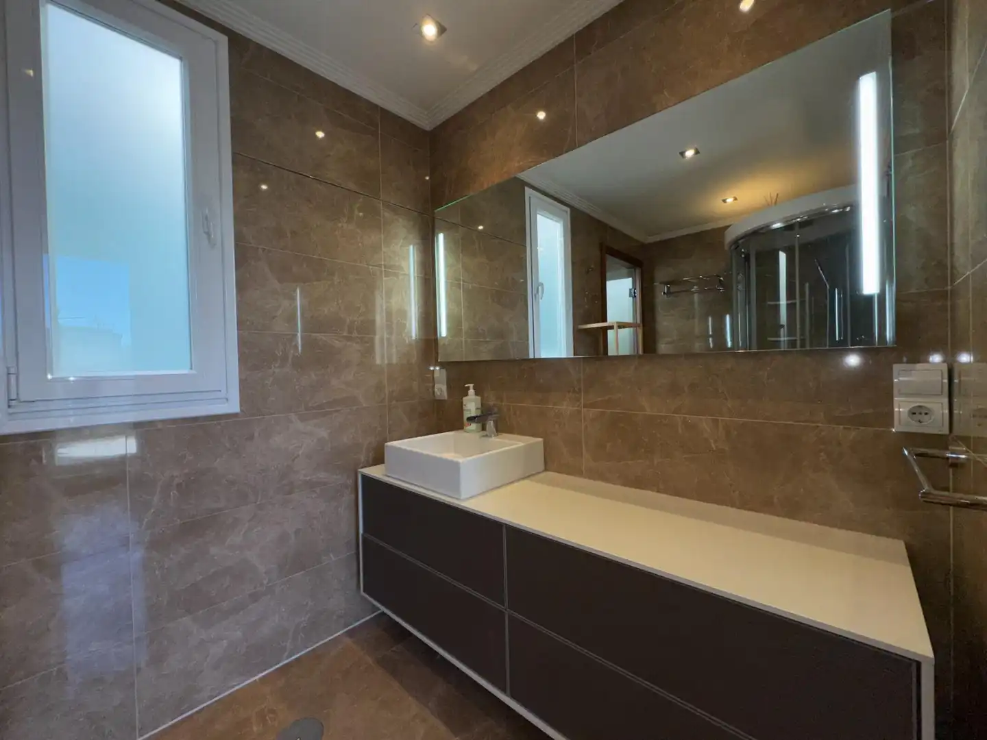 Bathroom of Duplexes for sale in Ponferrada  with Heating, Parquet flooring and Terrace