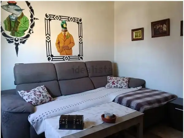 Sala d'estar de Pis en venda en Vigo  amb Parquet, Terrassa i Traster