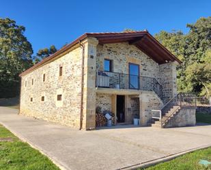 Exterior view of House or chalet for sale in Espinosa de los Monteros  with Heating, Terrace and Balcony