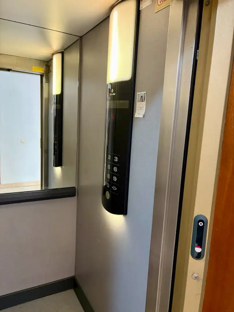 Pis amb ascensor en venda a Calle Ramón y Cajal, imagen 35