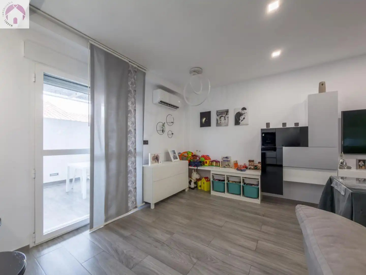 Kitchen of Detached homes for sale in Cenes de la Vega  with Air Conditioner, Heating and Terrace