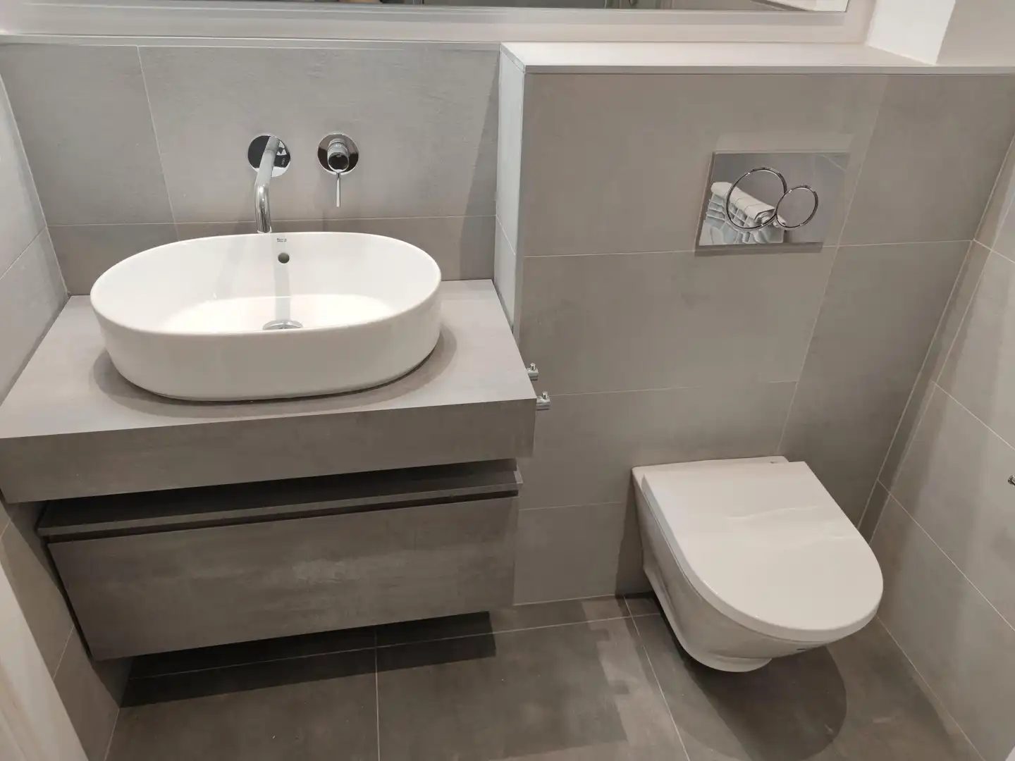 Baño de Piso de alquiler en Girona con Aire acondicionado, Calefacción y Parquet