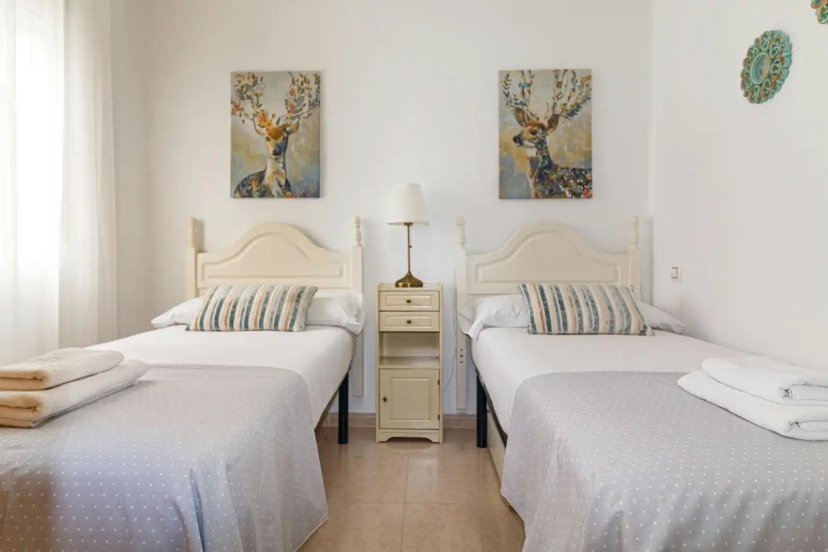Bedroom of Flat for rent in Sevilla  with Air Conditioner, Heating and Furnished