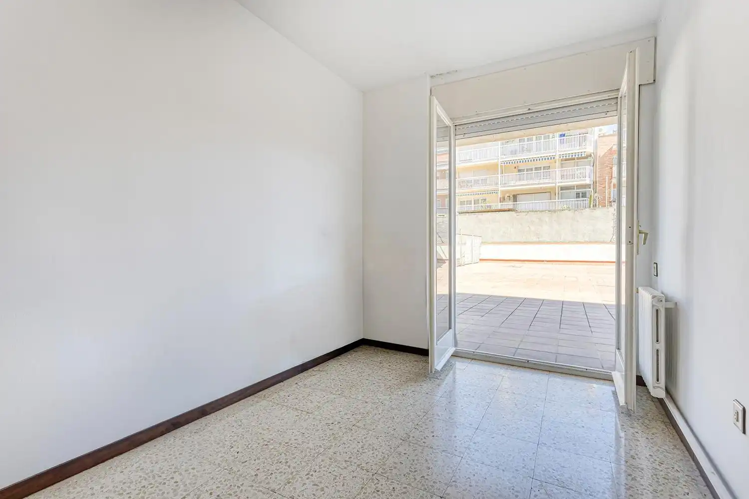 Habitación de Piso en venta en Igualada con Calefacción, Terraza y Trastero