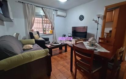 Living room of Flat for sale in Badalona  with Air Conditioner and Balcony