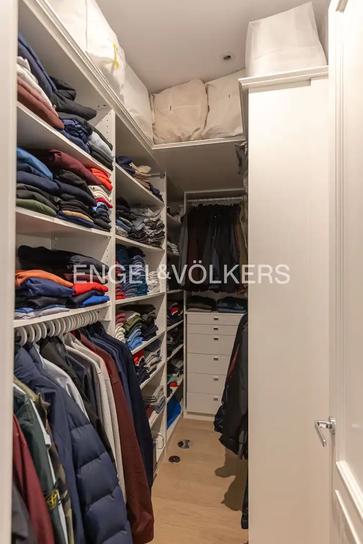 Piso en venta en Madrid con Calefacción, Trastero y Amueblado