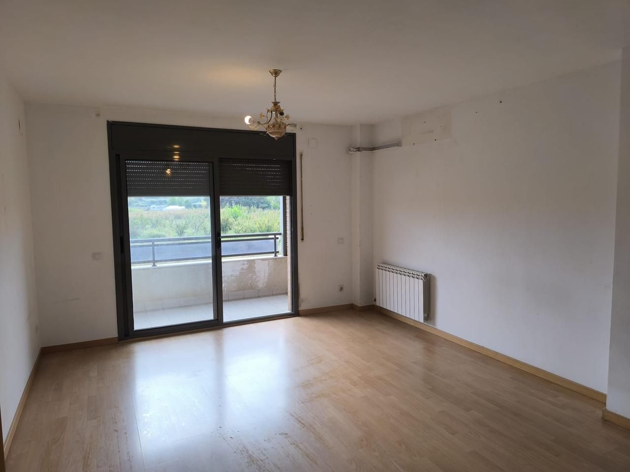 Sala d'estar de Pis en venda en Albatàrrec amb Calefacció