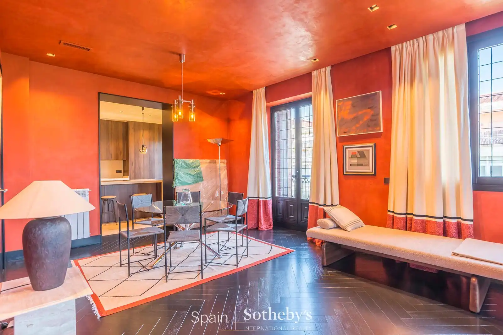 Sala d'estar de Apartament en venda en Madrid amb Aire condicionat i Calefacció