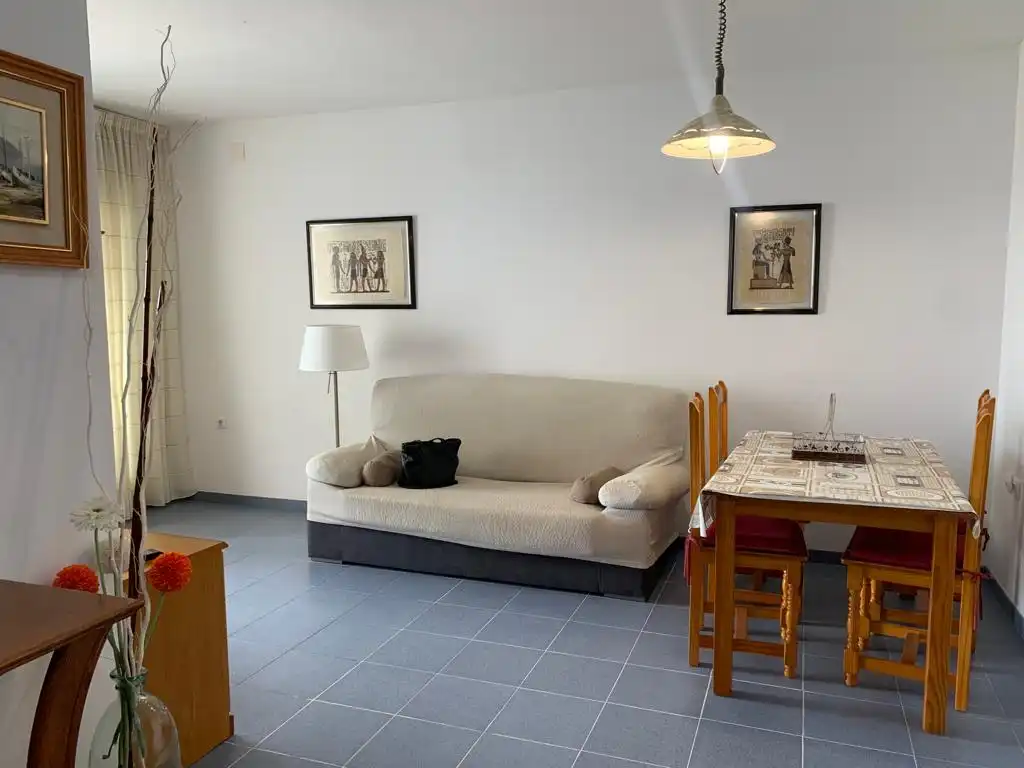 Sala de estar de Apartamento de alquiler en Oropesa del Mar / Orpesa con Aire acondicionado, Terraza y Amueblado