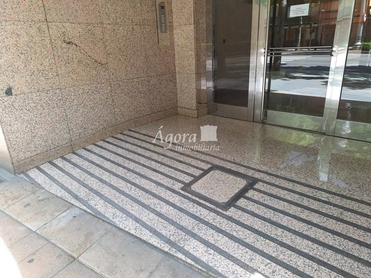 Parkplatz von Wohnung zum Verkauf in Valladolid mit Heizung, Parkett und Terrasse