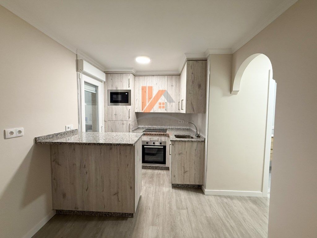 Cuina de Apartament en venda en Santiago de Compostela 