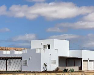 Vista exterior de Casa o xalet en venda en Antigua amb Jardí privat i Terrassa