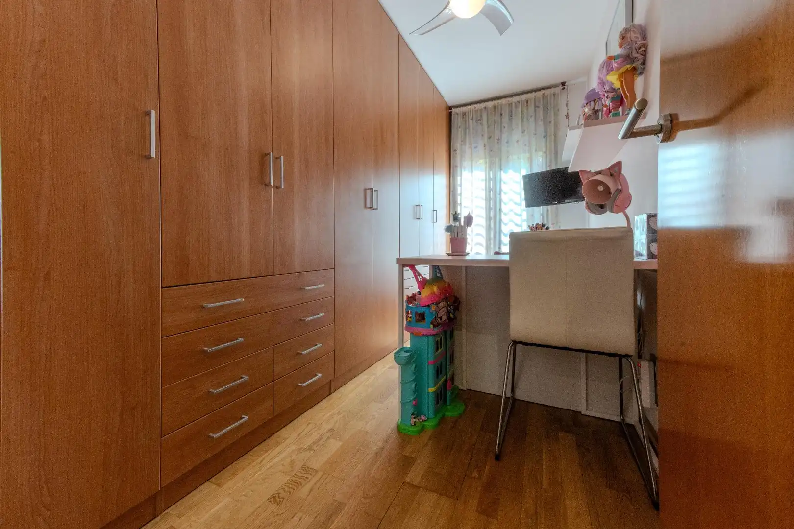 Habitación de Planta baja en venta en Sabadell con Aire acondicionado, Calefacción y Jardín privado
