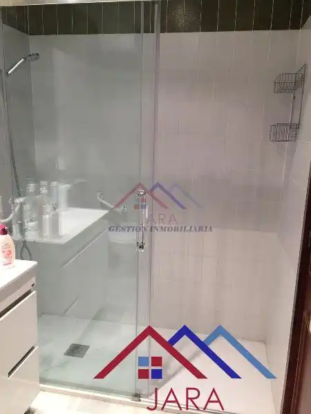 Baño de Piso de alquiler en Jerez de la Frontera con Aire acondicionado, Terraza y Amueblado