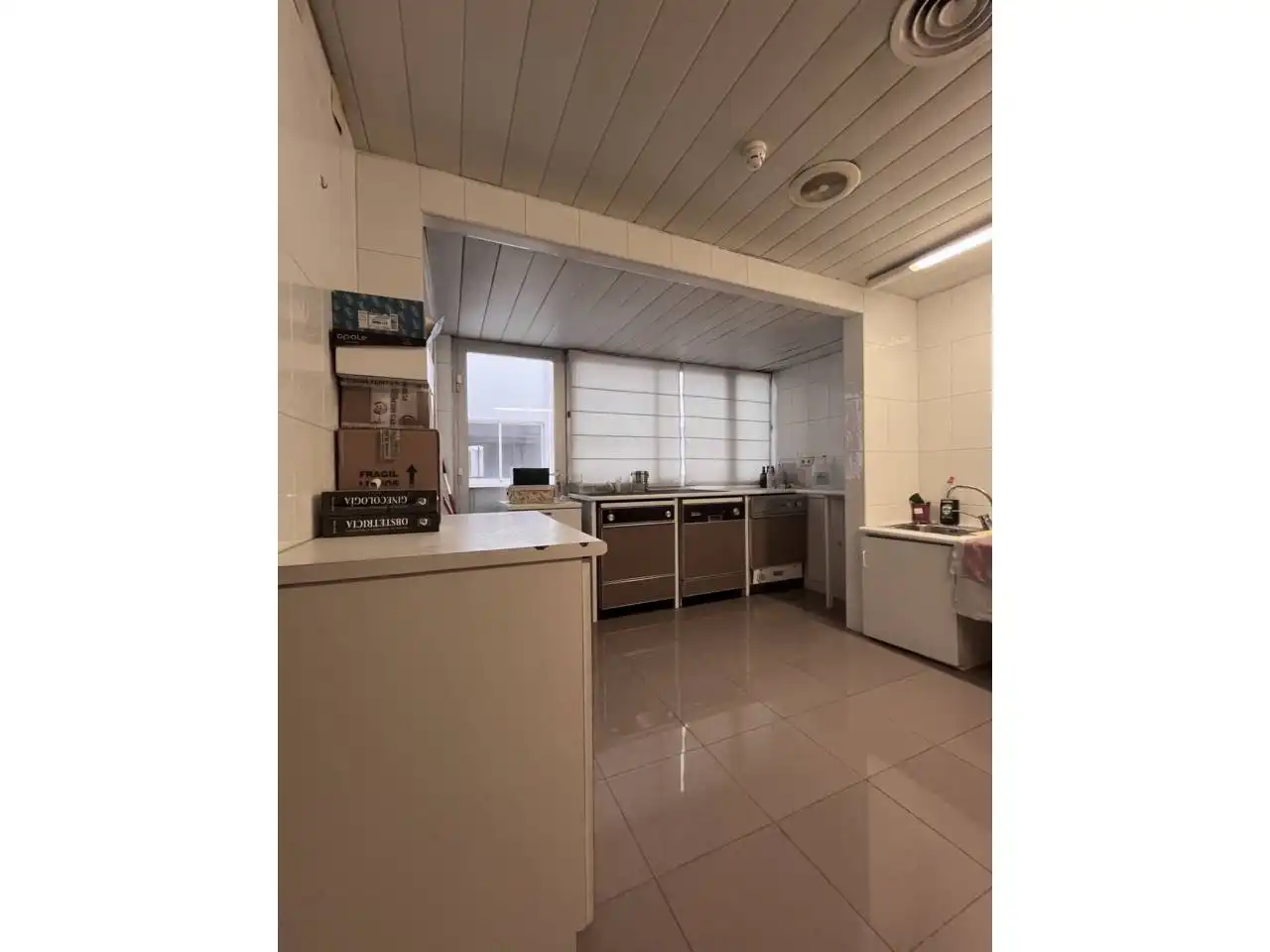 Küche von Wohnung zum Verkauf in Alicante / Alacant mit Klimaanlage, Heizung und Alarm