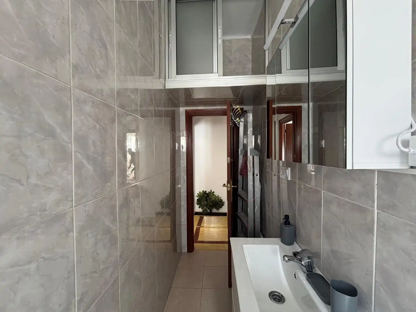 Bathroom of Flat for rent in Cáceres  with Air Conditioner, Furnished and Balcony