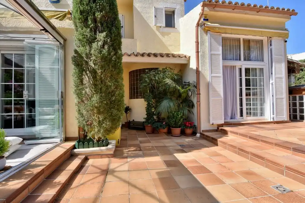 Terrace of Detached homes for sale in Calvià  with Air Conditioner, Heating and Private garden