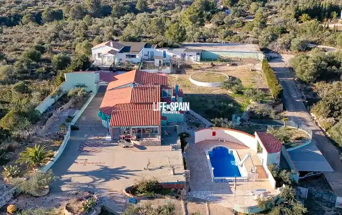 Villa avec piscine à vendre à Urbanitzacions