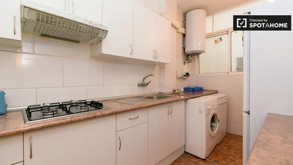 Room in San Matías - Realejo