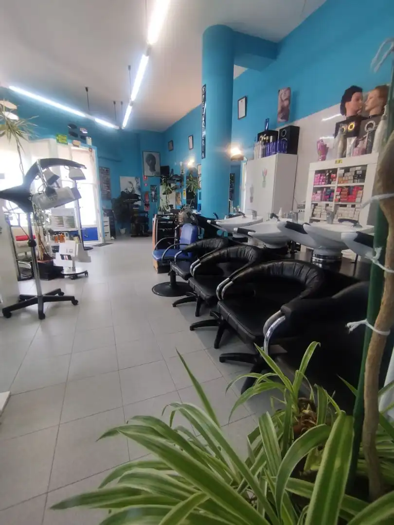 Local comercial en venta en A Malata - Catabois - Ciudad Jardín, imagen 8