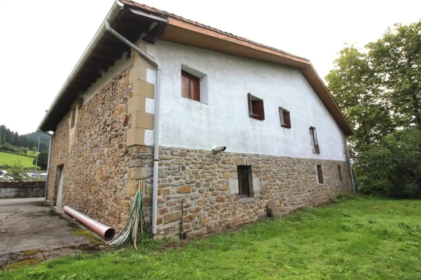 Vista exterior de Finca rústica en venta en Oñati con Calefacción, Jardín privado y Terraza